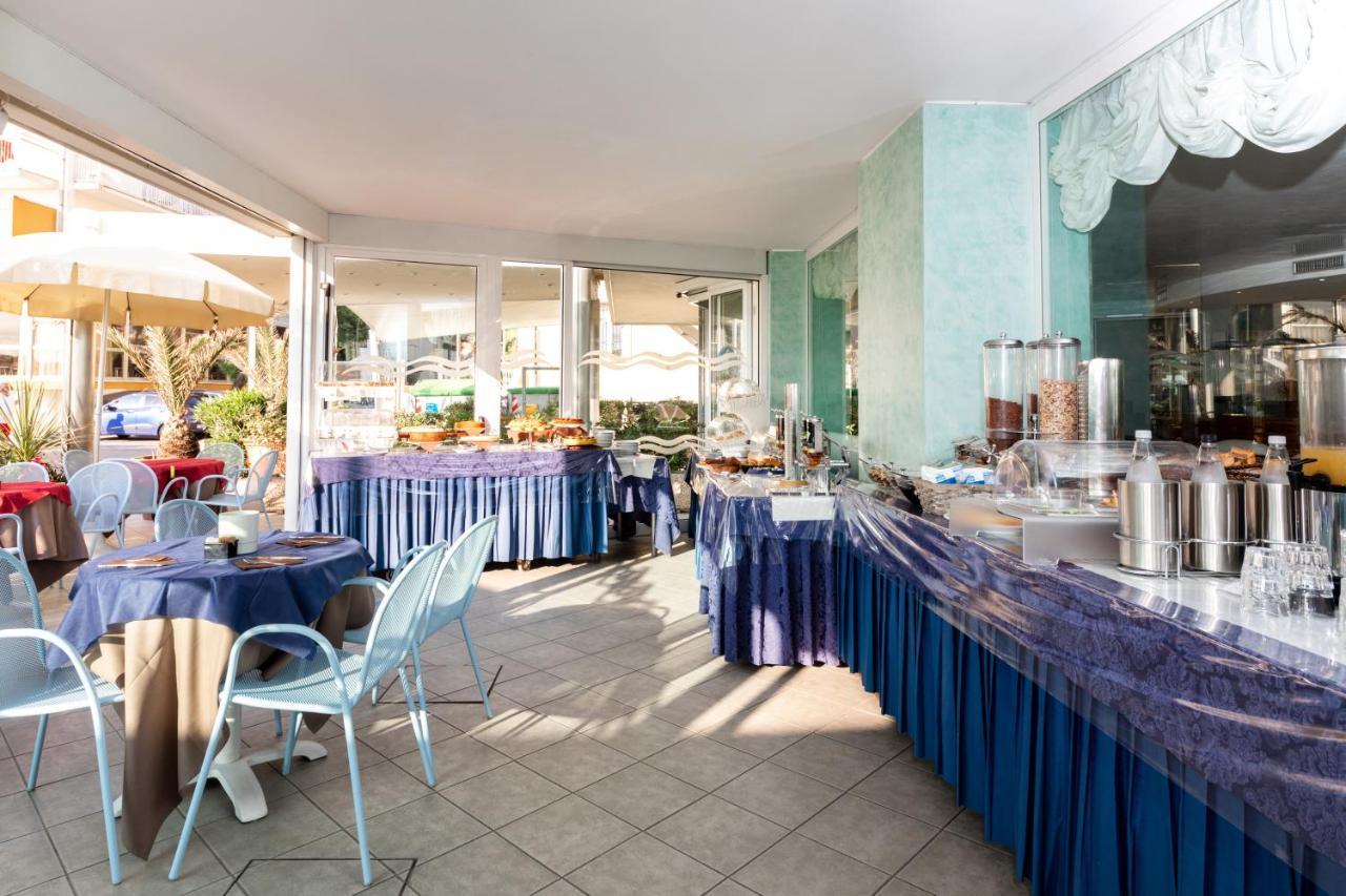 Hotel Margareth Riccione Dış mekan fotoğraf