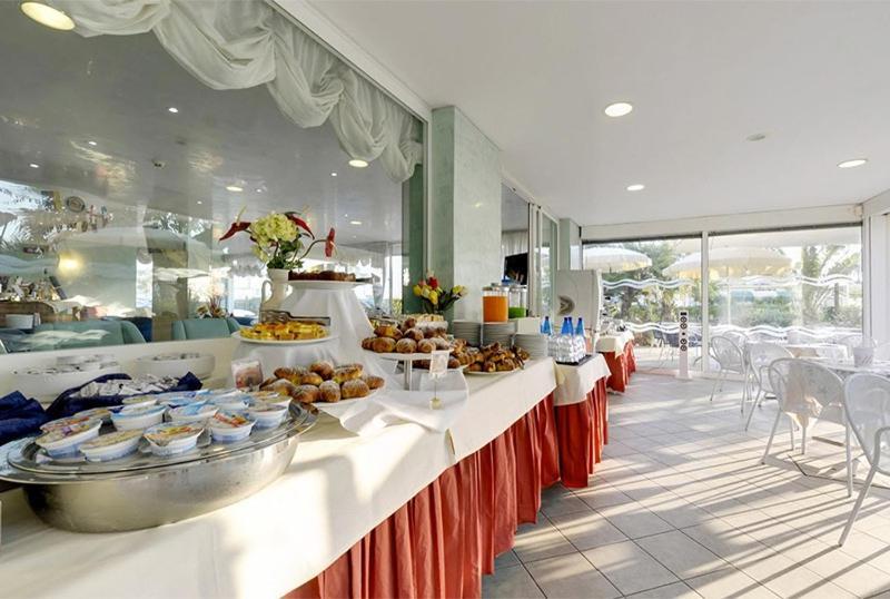 Hotel Margareth Riccione Dış mekan fotoğraf