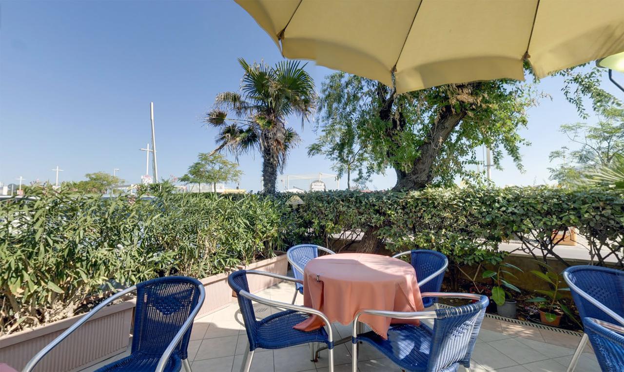 Hotel Margareth Riccione Dış mekan fotoğraf