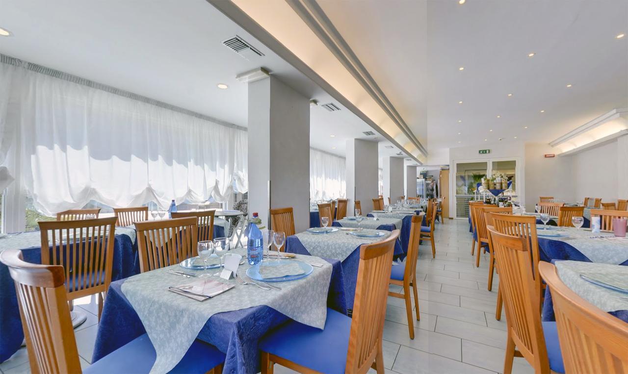 Hotel Margareth Riccione Dış mekan fotoğraf