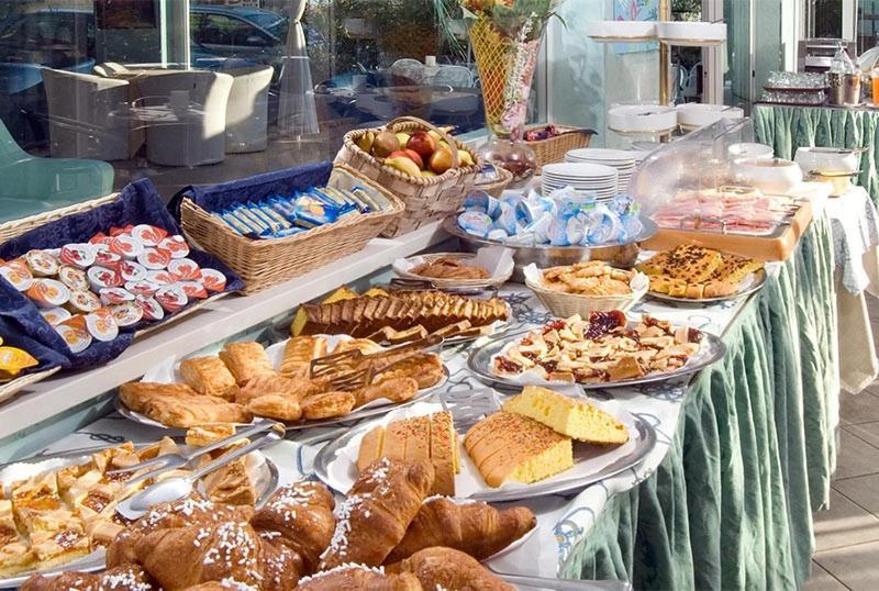 Hotel Margareth Riccione Dış mekan fotoğraf